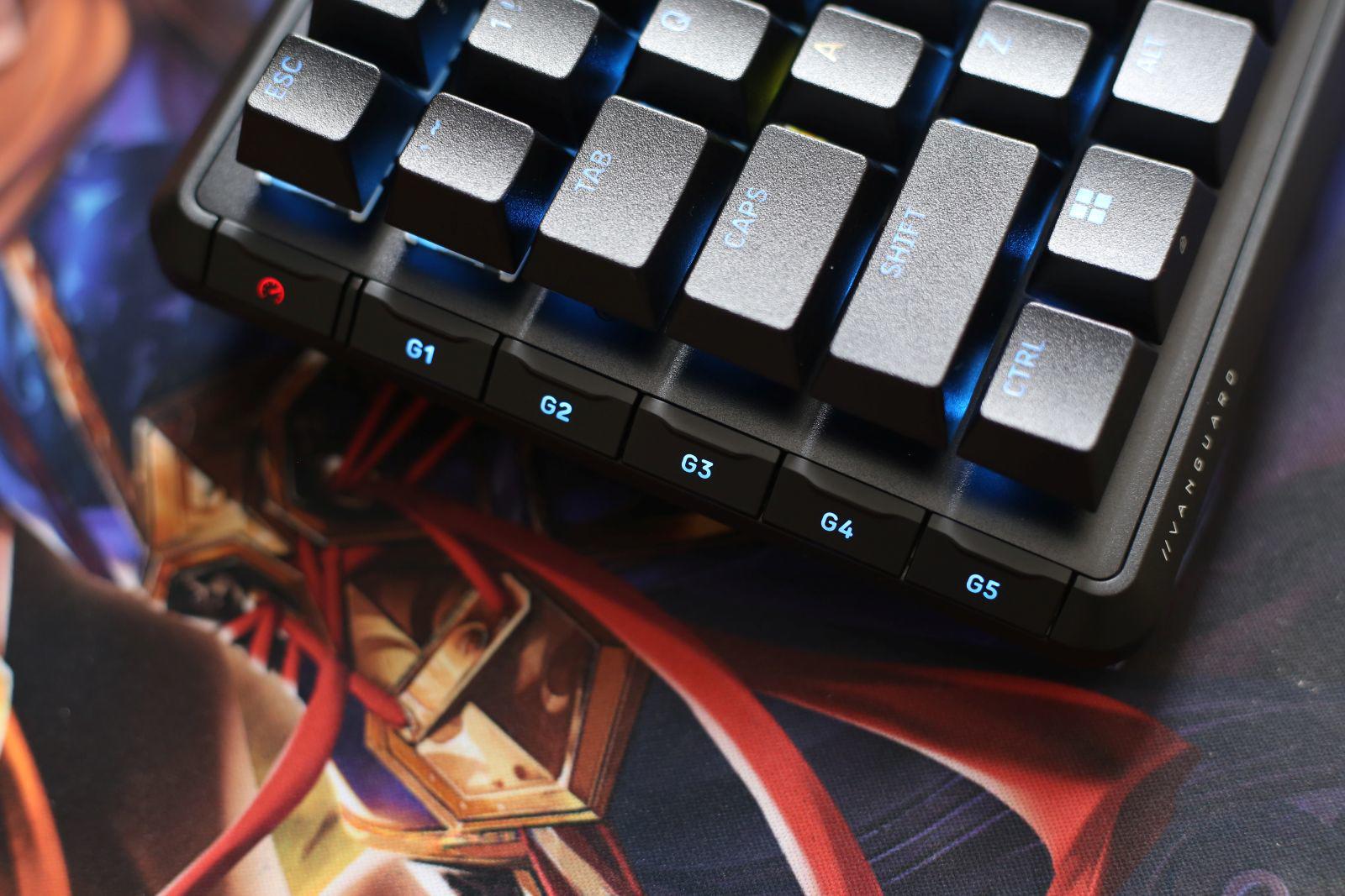 Các nút G1 tới G6 với chức năng tùy chỉnh.