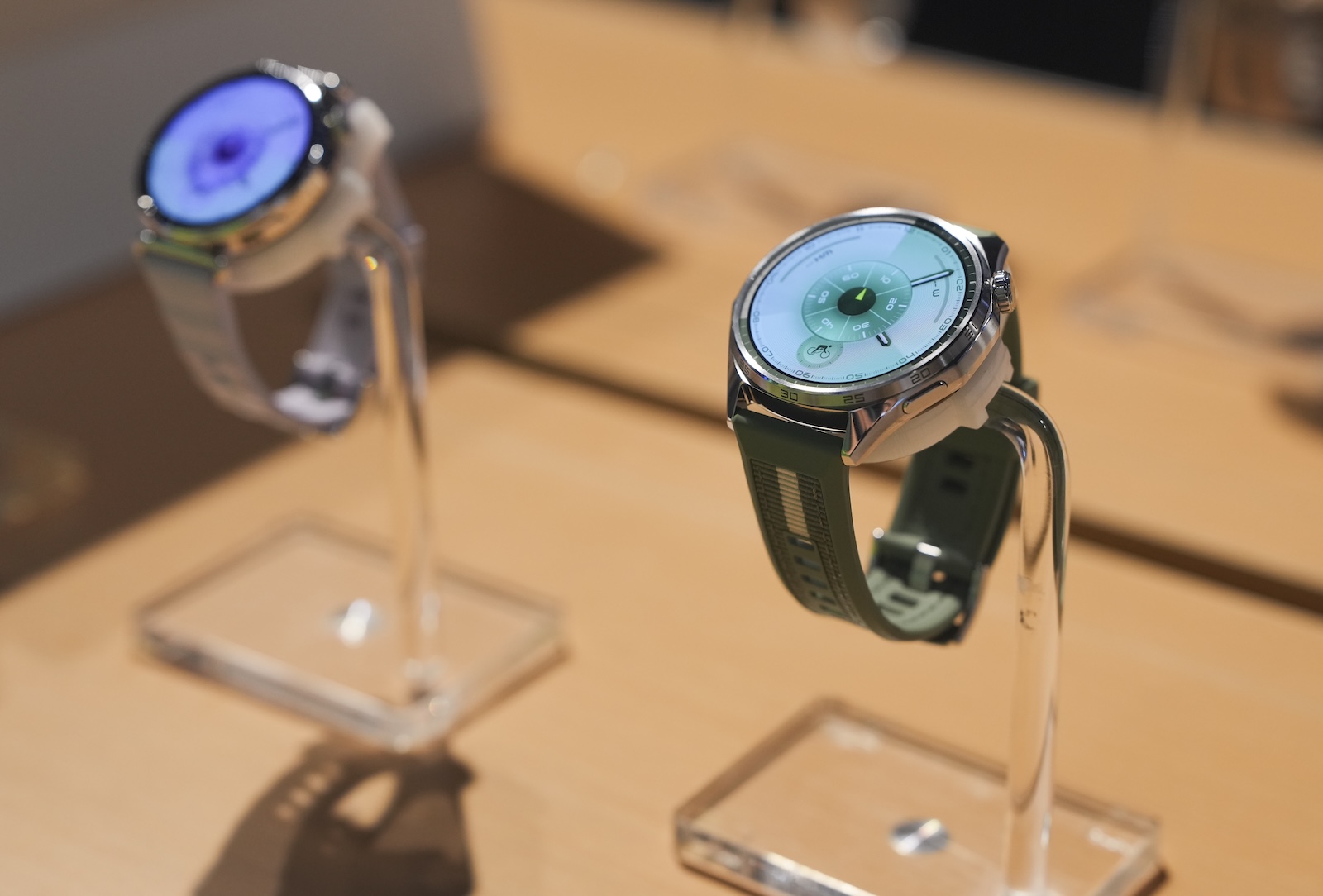Huawei Watch GT 6 series trình làng với pin tới 21 ngày, giá từ 5 triệu đồng