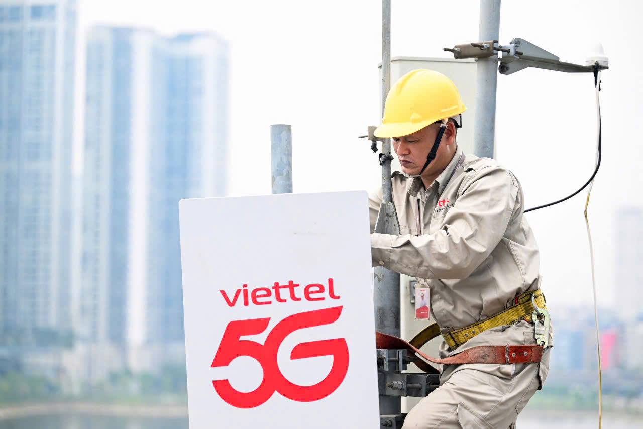 “Lướt 5G – Rinh quà bất ngờ” với 5G Viettel: 1.200 điện thoại iPhone 17 và Samsung Galaxy A06 5G